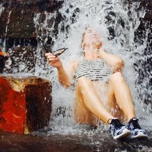 Meet your Posher, Clare